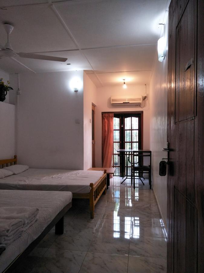 The City Hideout Rajagiriya Buitenkant foto